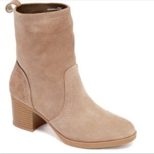 White Mountain | Bernata Pull On Heeled Booties